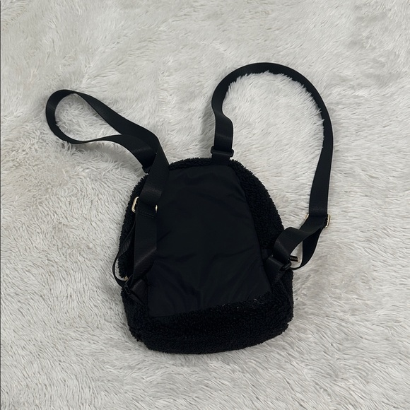 🌴 NWOT Lululemon City Adventurer Mini Sherpa Backpack Purse - Picture 2 of 3